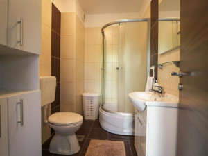 Kožino -Villa s apartmanima i bazenom 