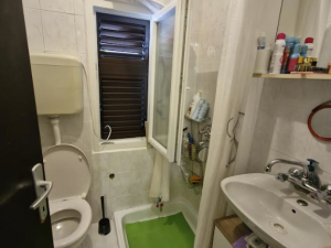 Ninske Vodice- kuća sa dva stana