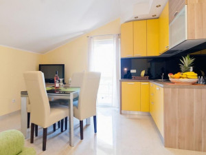 Zadar-Mocire-Villa sa 6 apartmana 