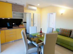 Zadar-Mocire-Villa sa 6 apartmana 