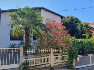 Kuća Kru&scaron;evo - 30m od mora
