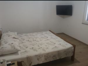 Seline, samostojeća kuća prvi red do mora