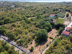 Pridraga, građevinsko zemlji&scaron;te 3449 m2