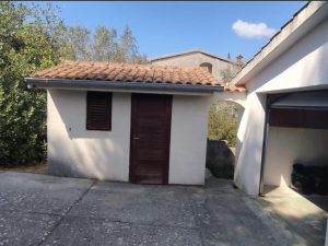 Ždrelac, kuća blizu mora 