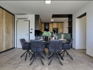 Privlaka, penthouse s bazenom , pogled, namje&scaron;ten, novogradnja