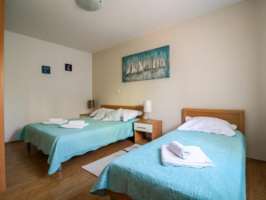 Kožino -Villa s apartmanima i bazenom 