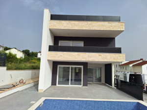 Vila s bazenom - Rtina, općina Ražanac
