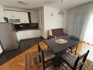 Diklo, vila s apartmanima blizu mora