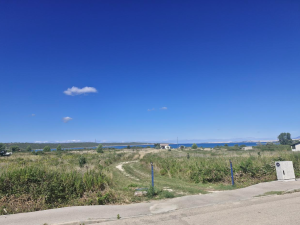 Ljubački stanovi, građevinsko zemlji&scaron;te, 1060 m2, 3. red od nora