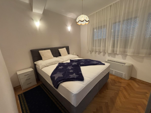 Diklo, vila s apartmanima blizu mora