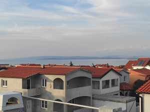 Apartmanska kuća - 4 stambene jedinice + krovna terasa, Vir
