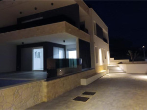 Vila s bazenom - Rtina, općina Ražanac