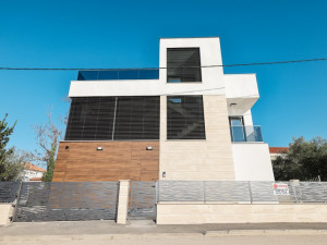 Diklo, nova villa, prvi red do mora!!