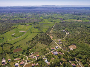 Zadar-Dračevac-poljoprivredno zemlji&scaron;te