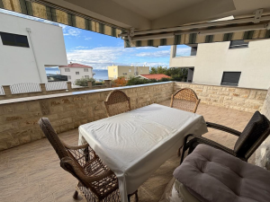 Diklo, vila s apartmanima blizu mora