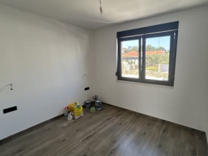 Trosobni stan s vrtom, Vir - Prvi red do mora!