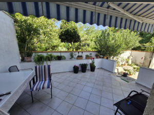Ninske Vodice- kuća sa dva stana