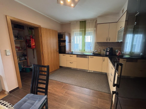 Diklo, vila s apartmanima blizu mora