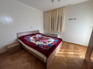 Diklo, vila s apartmanima blizu mora