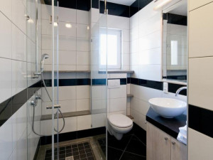 Zadar-Mocire-Villa sa 6 apartmana 