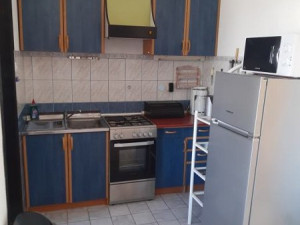 Pag - dvojna kuća s apartmanima i predivnim pogledom na more