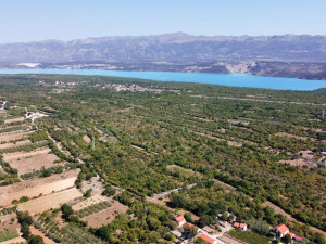 Pridraga, građevinsko zemlji&scaron;te 3449 m2