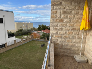 Diklo, vila s apartmanima blizu mora