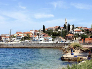 Kali-Otok Ugljan-građevinski teren 