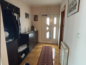 Diklo, vila s apartmanima blizu mora