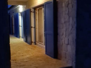 Ninski Stanovi, nova kamena kuća na velikom terenu