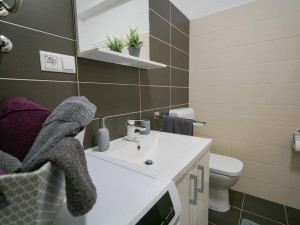 Nin, dvosoban apartman sa zajedničkim bazenom