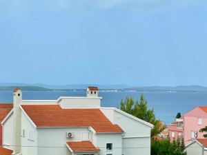 Zadar-Diklo kuća sa 6 stambenih jedinica 
