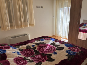 Diklo, vila s apartmanima blizu mora