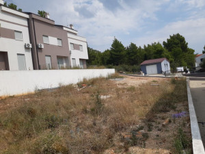 Građevinsko zemlji&scaron;te sa građevinskom dozvolom, Starigrad