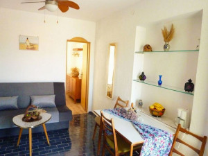 Pag - dvojna kuća s apartmanima i predivnim pogledom na more