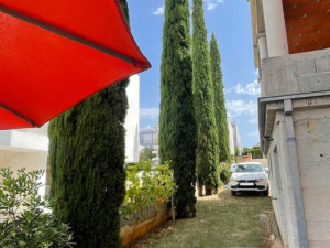 Zadar-Diklo kuća sa 6 stambenih jedinica 