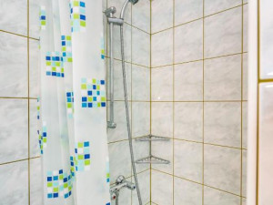 Preko, kuća sa apartmanima, pogled na more