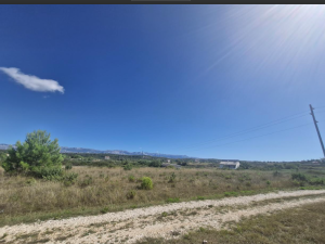 Ljubački stanovi, građevinsko zemlji&scaron;te, 1060 m2, 3. red od nora