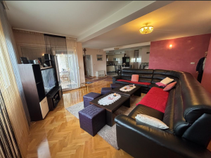 Diklo, vila s apartmanima blizu mora