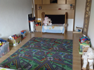 Kuća s pomoćnim objektom, Debeljak