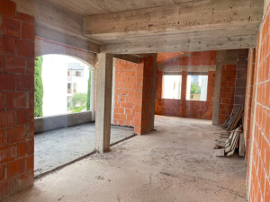 Zadar-Diklo kuća sa 6 stambenih jedinica 