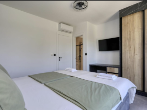 Privlaka, penthouse s bazenom , pogled, namje&scaron;ten, novogradnja