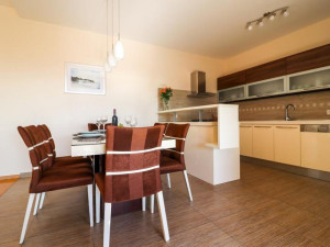 Kožino -Villa s apartmanima i bazenom 