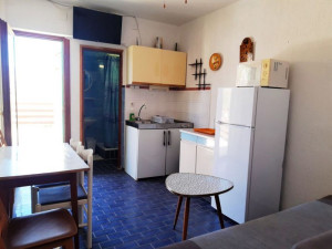 Pag - dvojna kuća s apartmanima i predivnim pogledom na more