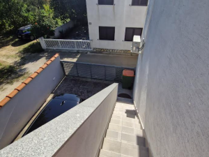 Ninske Vodice- kuća sa dva stana