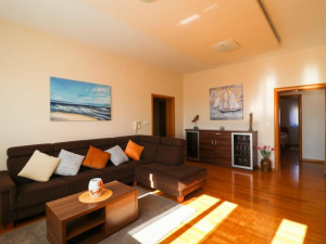 Kožino -Villa s apartmanima i bazenom 