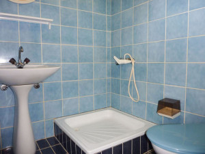 Pag - dvojna kuća s apartmanima i predivnim pogledom na more
