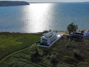 Rtina-apartmani u novogradnji 1. red od mora