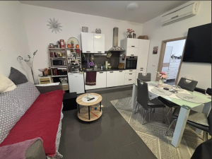 Nin, dvosoban apartman sa zajedničkim bazenom