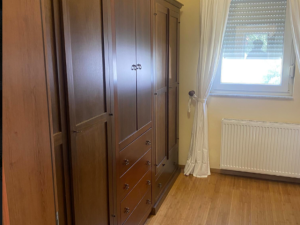 Petrčane, dvoetažni apartman sa velikim vrtom 